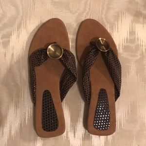 NWOT Stylish Sandals